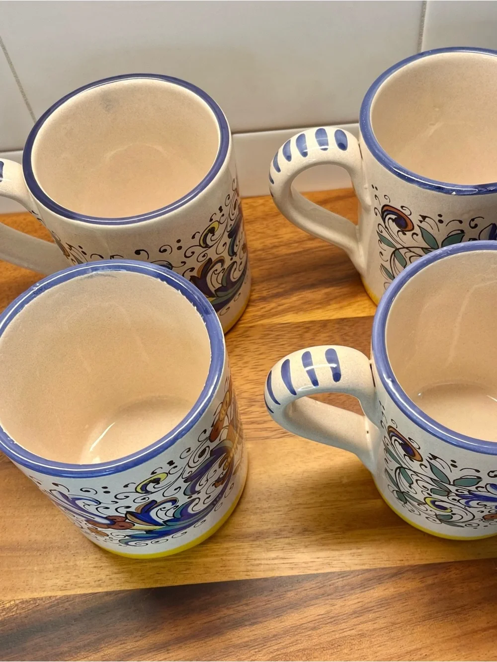 Set Of 4 Meridiana Ceramiche Italian Hand Painted Pottery Coffee/ Tea Mugs